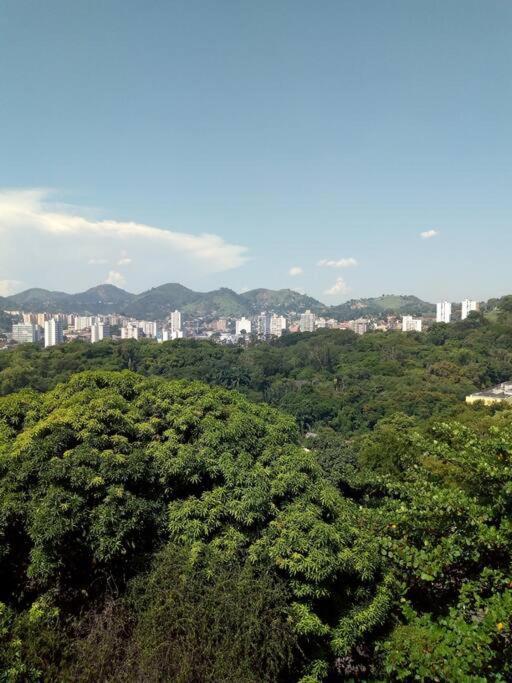 Apartment Com Ar Condicionado Em Compartilhado E Estacionamento Gratis Niteroi