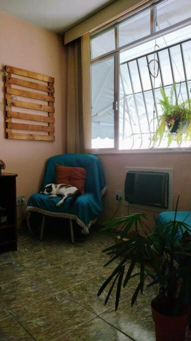Apartment Com Ar Condicionado Em Compartilhado E Estacionamento Gratis *